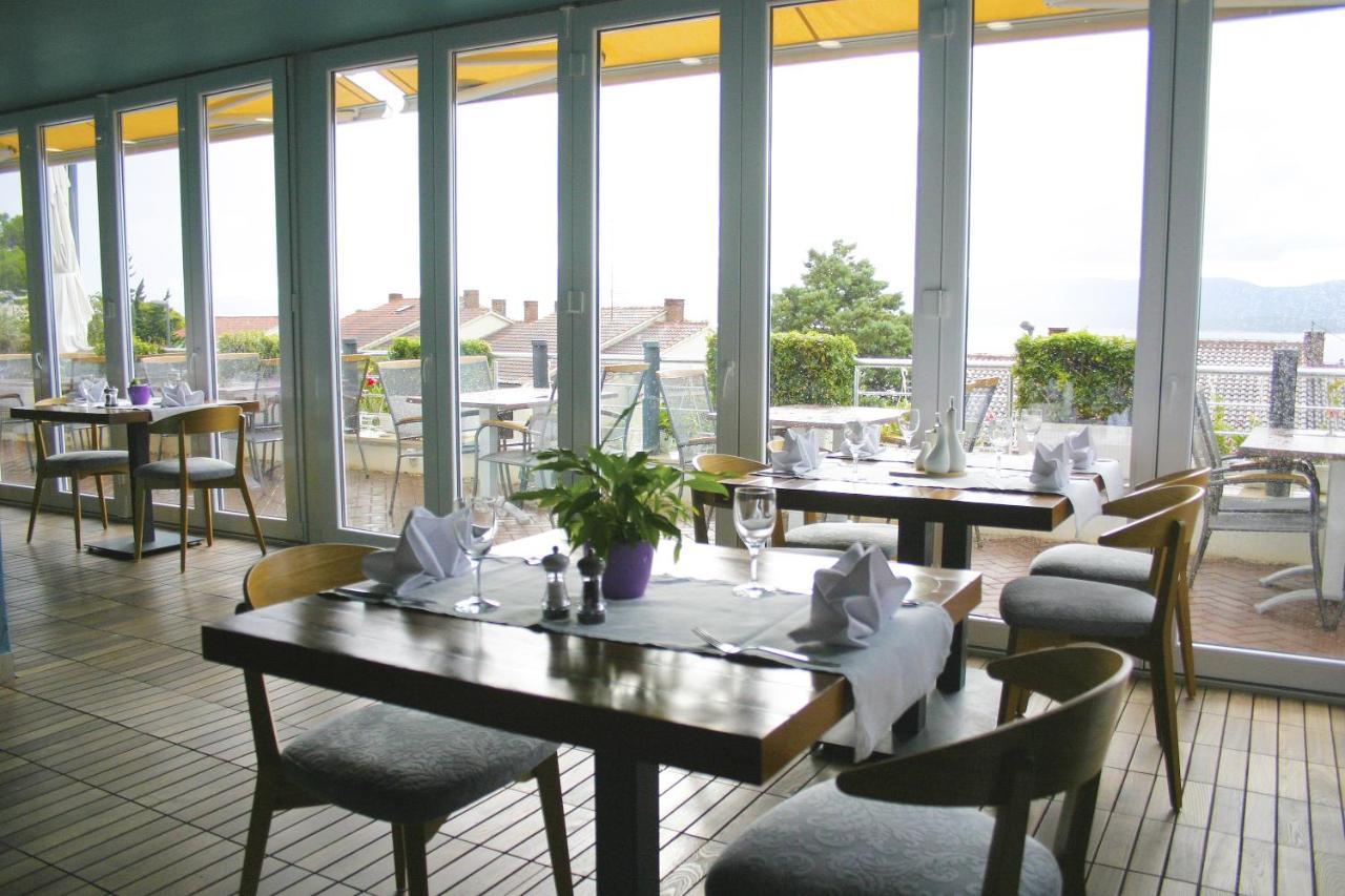 Apartments Villa Azzurra ボル エクステリア 写真