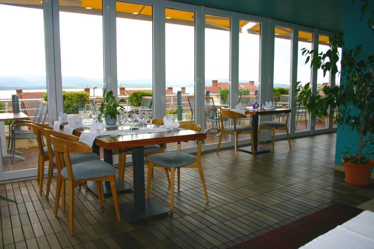 Apartments Villa Azzurra ボル エクステリア 写真