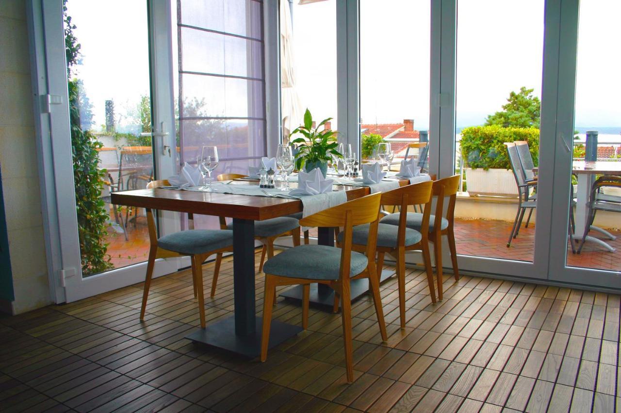 Apartments Villa Azzurra ボル エクステリア 写真