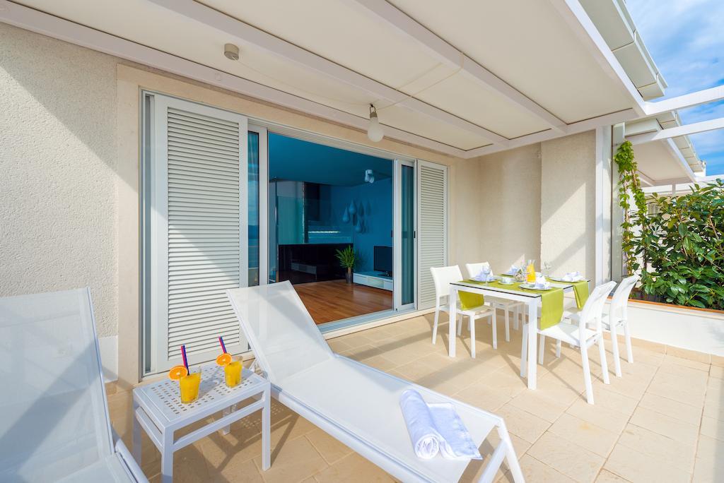 Apartments Villa Azzurra ボル エクステリア 写真
