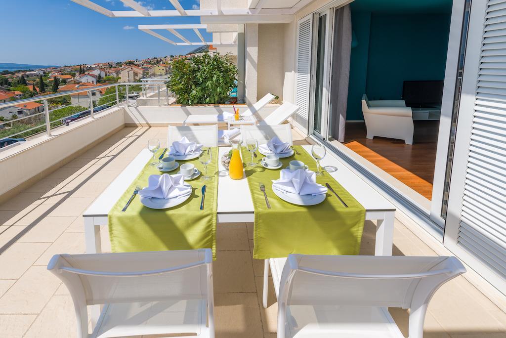 Apartments Villa Azzurra ボル エクステリア 写真