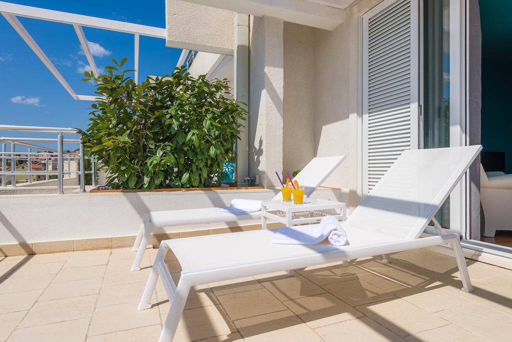 Apartments Villa Azzurra ボル エクステリア 写真